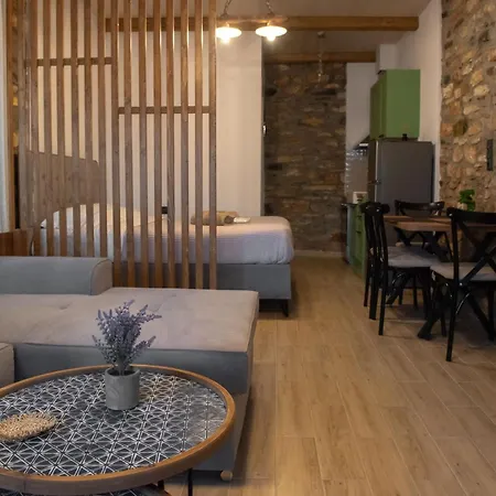 بيت للعطل The House Angeliki