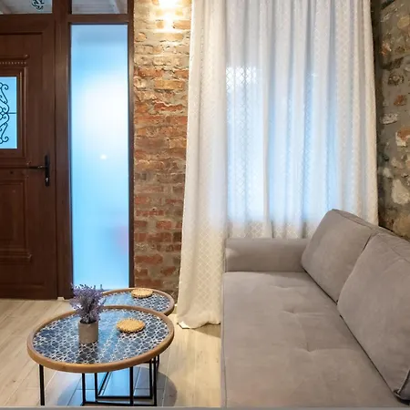 The House Angeliki بيت للعطل *