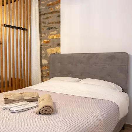 بيت للعطل The House Angeliki